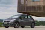 Peugeot 208 3-Door 2015 года